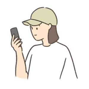 スマホを見るキャップの女性<br />
<b>Warning</b>:  Undefined variable $alt in <b>/home/uiui/yurusozai.net/public_html/wp-content/themes/yurusozai/content.php</b> on line <b>5</b><br />
